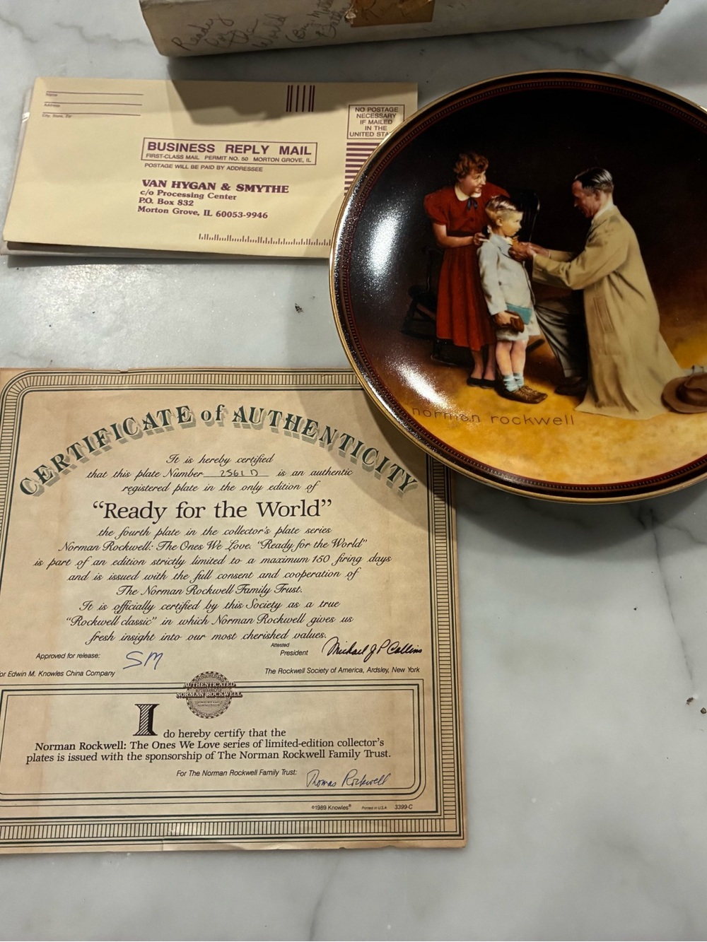 Vintage 1989 Knowles "Ready For the World" Collector Plate by Norman Rockwell bn
